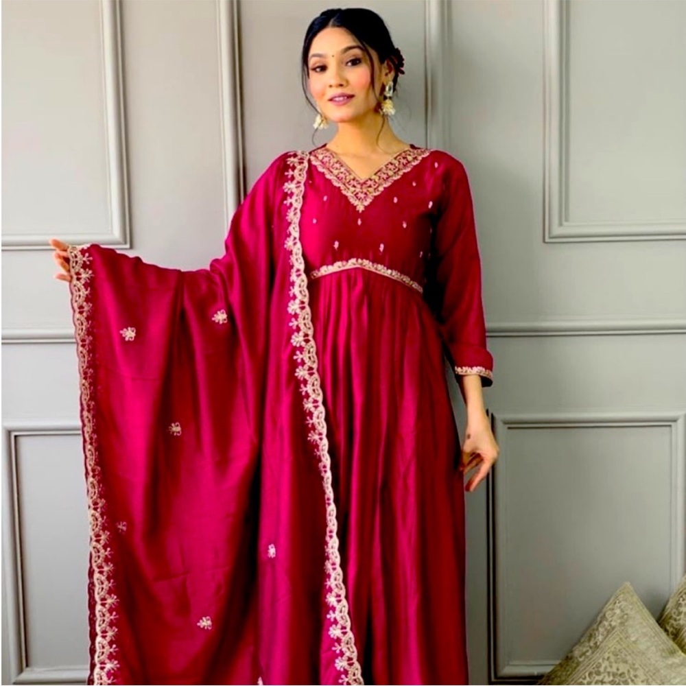 ❌SOLD. ❌Bollywood style Maroon Embroidered indian suit